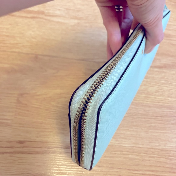 SOLD - Kate Spade Large Teal Wallet - Picture 5 of 12